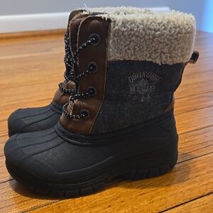 OshKosh Black and Brown Winter Boots